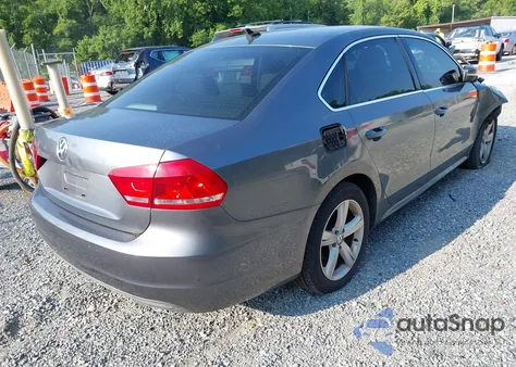 2013 Volkswagen Passat Se from USA, damaged, VIN 1VWBP7A30DC061758